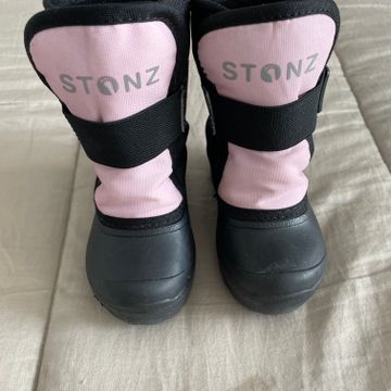Stonz - Baby shoes (Black, Pink)