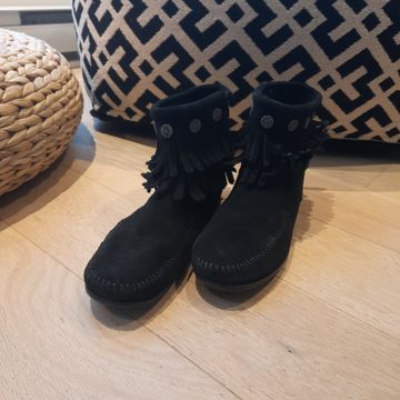 Minnetonka - Ankle boots & Booties (Black)