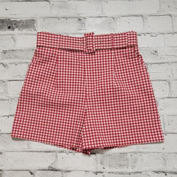 Zara - Shorts taille haute (Blanc, Rouge)