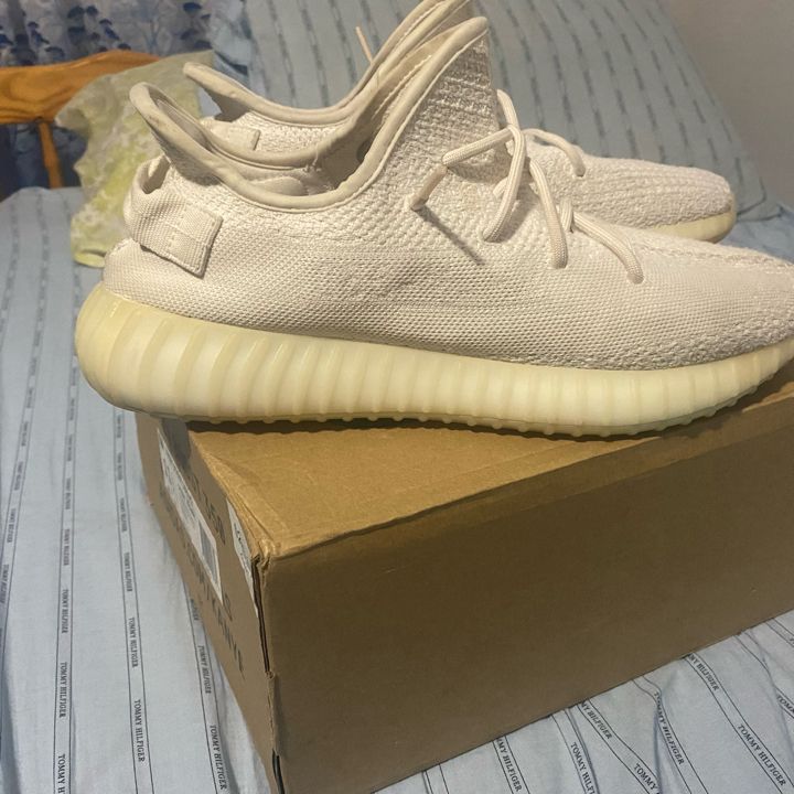 Yeezy clearance cream box