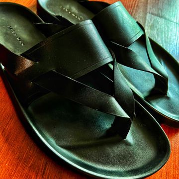 Zara - Slippers & flip-flops (Black)