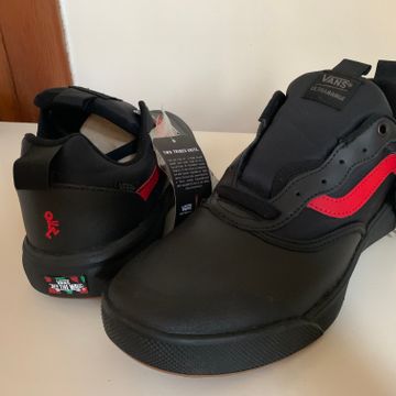 Vans - Sneakers (Noir, Rouge)