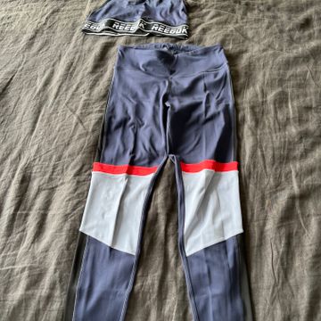 Reebok - Joggers & Sweatpants (White, Blue)