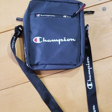 Champion  - Shoulder bags
