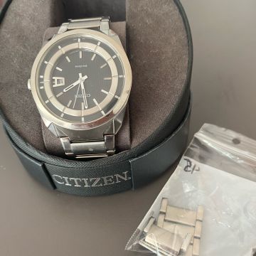 沖縄・離島除く全国届 ✨CITIZEN✨ ECO-Drive 751063