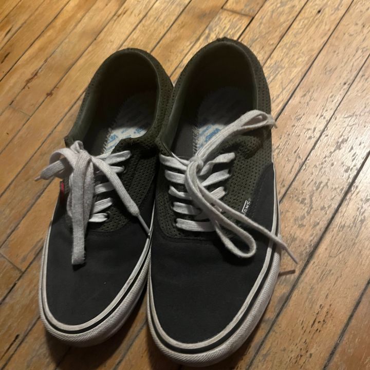 Grey vans 2025 size 8