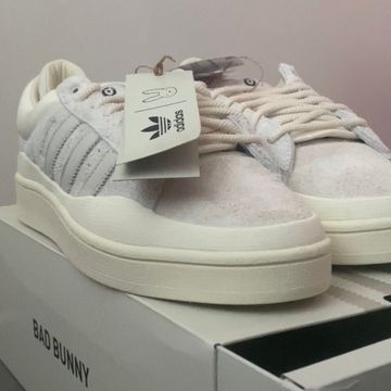 adidas - Sneakers (White, Grey, Beige)