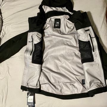 The North Face - Outwear (Black)
