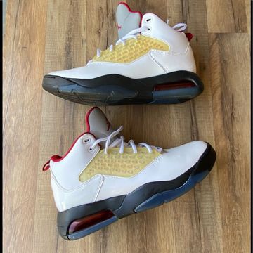 Jordan  - Sneakers (White, Red)