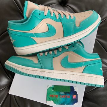 Jordan - Sneakers (Blue, Green)