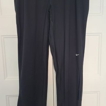 Nike - Pantalons & leggings (Blanc, Noir)