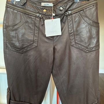 Meacheal - Shorts en cuir (Marron)