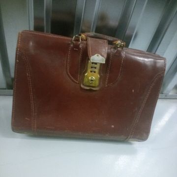 Leather - Handbags (Brown)