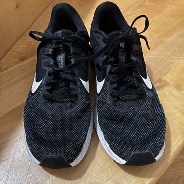 Nike - Course (Blanc, Noir)