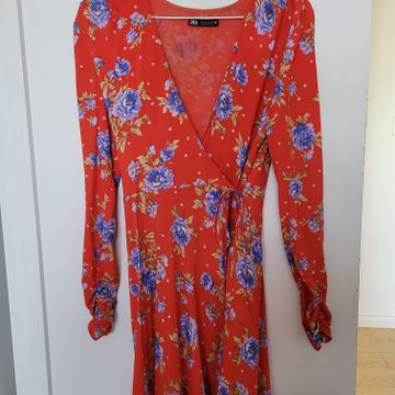 Zara - Summer dresses (Blue, Red)