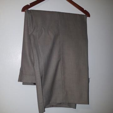 Colours by Alexander  Julian  - Tailored pants (Grey)