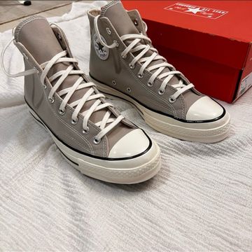 Converse  - Sneakers (White, Grey, Beige)