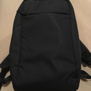 Incase - Backpacks (Black)