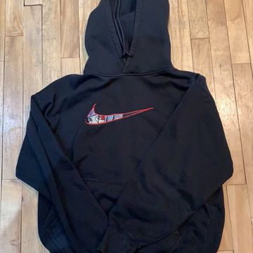 Nike hoodies best sale under $30