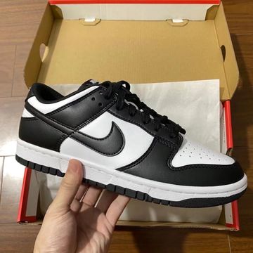 Nike - Sneakers (White, Black, Cognac)