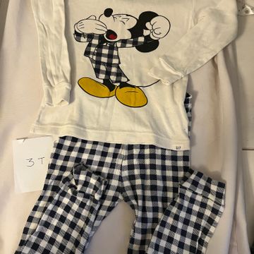 Gap deals kids pajama