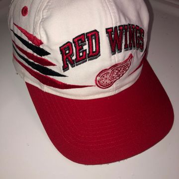 Logo athletic  - Hats (White, Red)