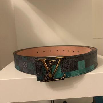 Luis Vuitton  - Belts (Black, Green)