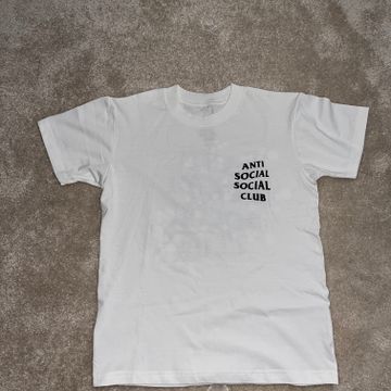 Anti Social Club - Chemises à motifs (Blanc, Rose)