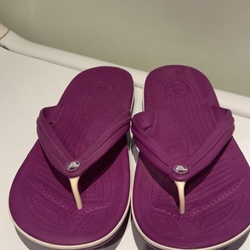 Crocs  - Flats (Purple)