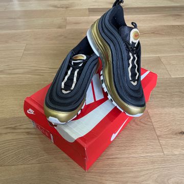 Nike - Running (White, Black, Gold)