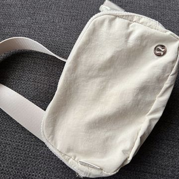 Lululemon - Bum bags (White)
