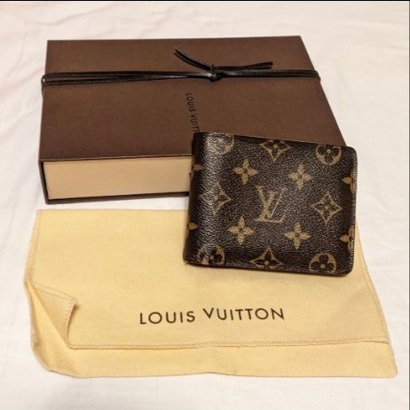 Louis Vuitton - Bags & Backpacks, Purses & Wallets
