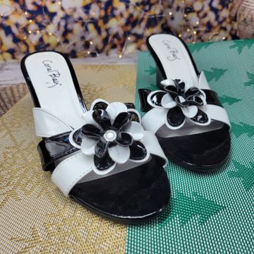 Coral bay - Heeled sandals (White, Black)