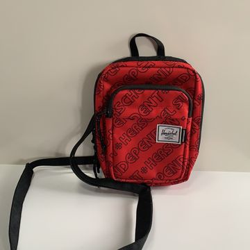 Herschel x Independent  - Shoulder bags (White, Black, Red)