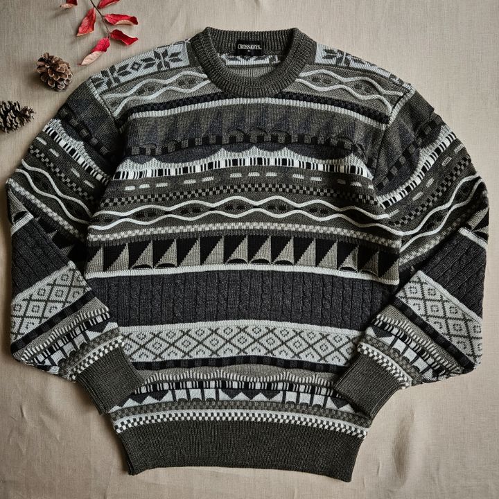 ランキング１位受賞 Coogi/3D crew neck knit - トップス