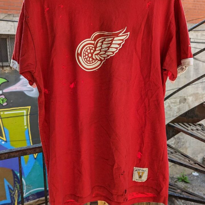 CustomCat Detroit Red Wings Vintage NHL T-Shirt Ash / 4XL