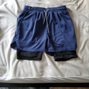 Amazon - Shorts (Black, Blue)