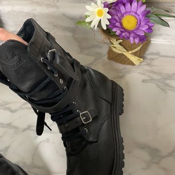 Adidas - Combat boots (Black)