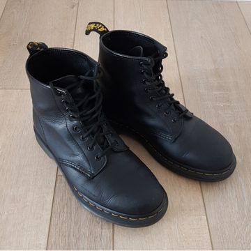 Dr. Martens - Combat boots (Black)