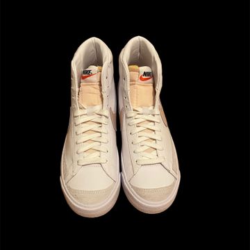 nike  - Sneakers (White, Pink, Grey)